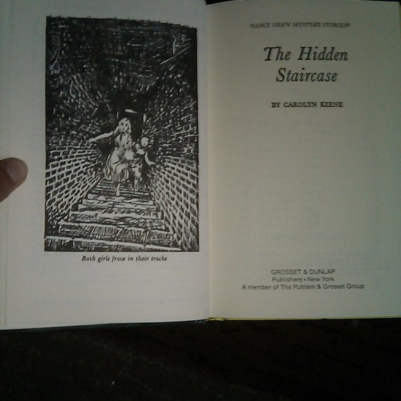 5 Yellow Hard-cover Nancy Drew Detective Series Books Lot. - Picture 6 of 9